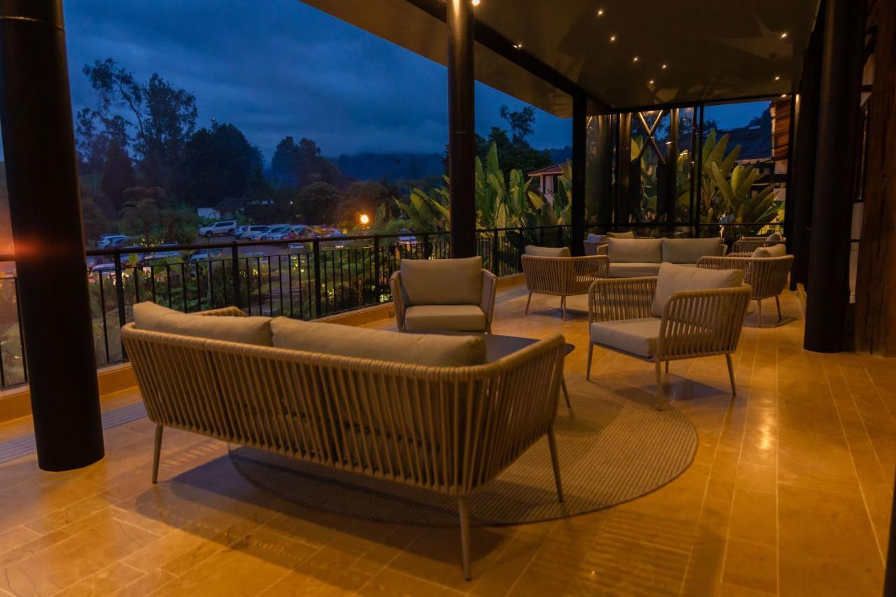Termales El Otono Hotel Manizales Exterior photo The lobby of the hotel